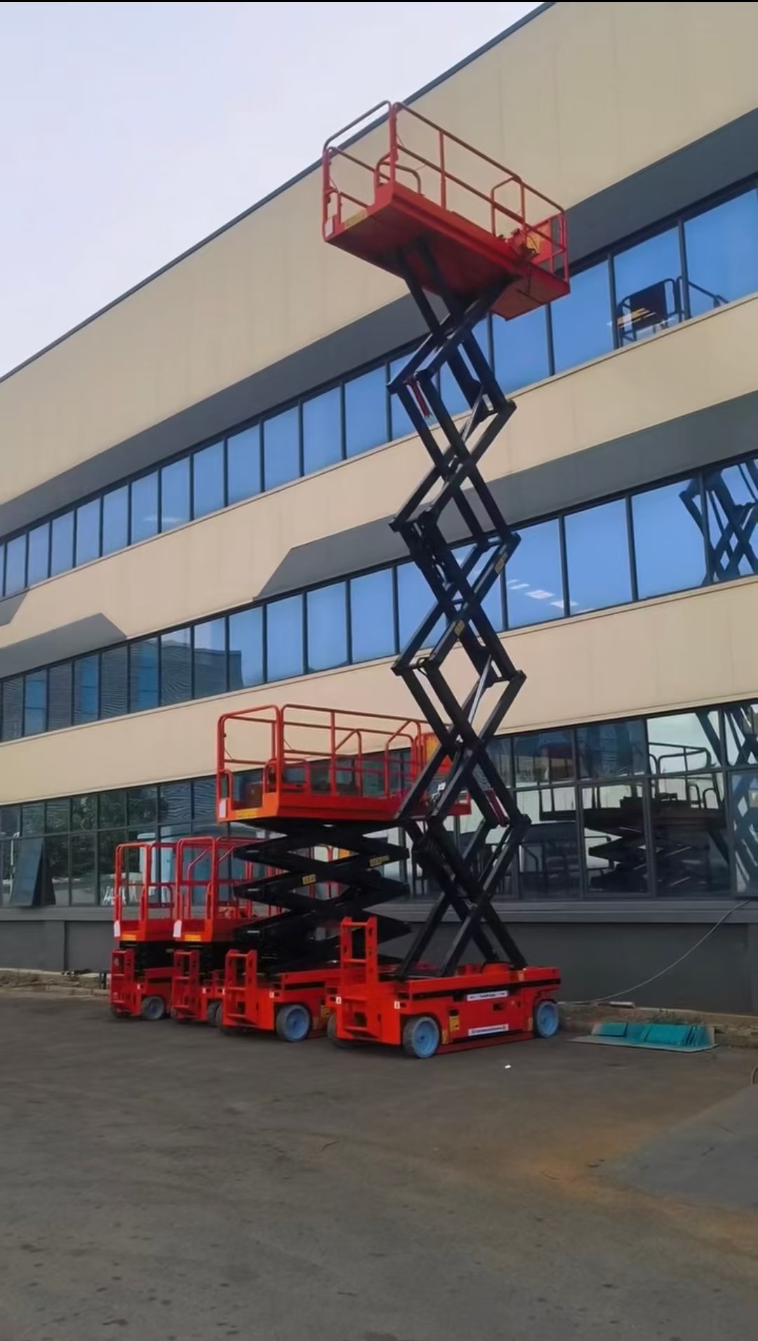 Self Propelled 8m Scissor Lift Performance Test Video | Aerial Work Platform